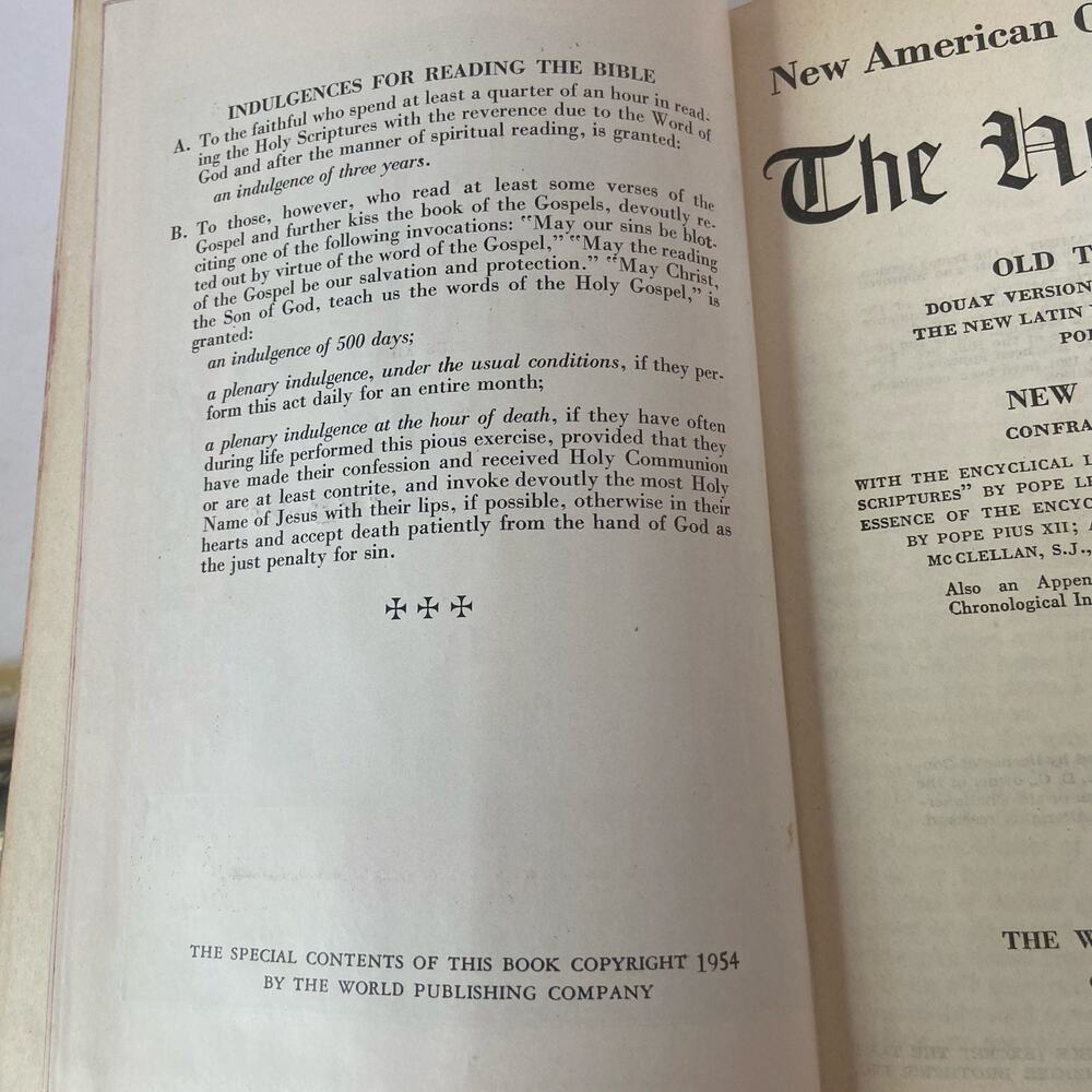 Holy Bible Catholic Edition Illustrated Light of the World Edition 1954 Vintage - Picture 16 of 16